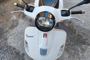 vespa gts 300 