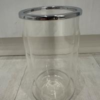 Porta bottiglia in plastica