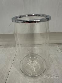 Porta bottiglia in plastica