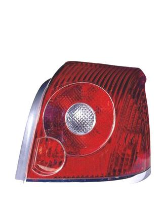 FANALE DESTRO PER TOYOTA AVENSIS SEDAN 4P 06-08