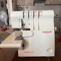 Taglia e cuci Singer Ultralock