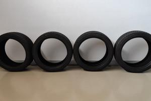 Gomme auto invernali KUMHO 225/40 R18 92V