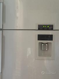 Frigo Lg Doppia porta maxi capacità.