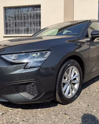 AUDI A3 Sportback 30 1.0 tfsi mhev Business S-tr