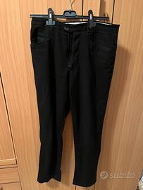 Pantalone nero
