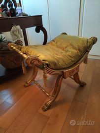 Sedia savonarola in legno dorato