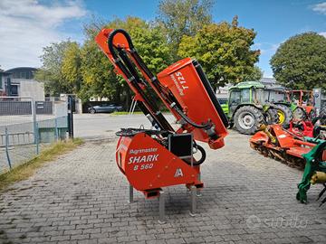 BRACCIO DECESPUGLIATORE AGRIMASTER SHARK B560