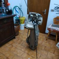 Sacca con mazze da golf