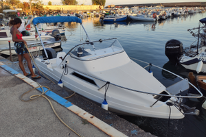 Barca miami 18 ,posto barca salerno