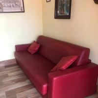 Divano in pelle matrimoniale