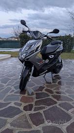 Yamaha Aerox 2016 - 50cc 2T