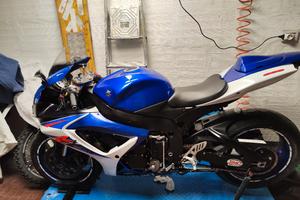 moto Suzuki gsxr 600 k7