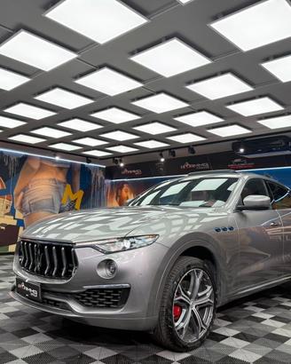 Maserati Levante MHEV 330 CV AWD Executive (692)