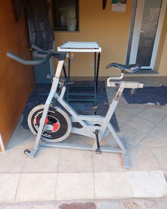 spin bike 