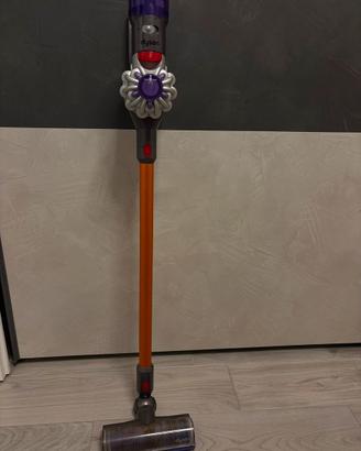 Dyson V8 absolute