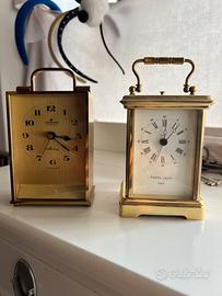 Due sveglia da tavola