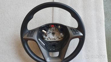 Volante Lancia Ypsilon anno 2019