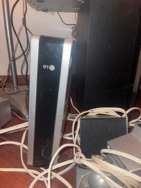 Lg  SOUNDBAR + SUBWOOFER   Lg  + 4 casse  2 steli