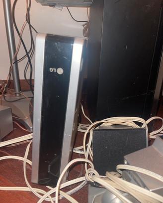 Lg  SOUNDBAR + SUBWOOFER   Lg  + 4 casse  2 steli