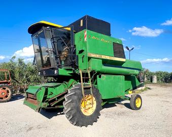 Mietitrebbia John Deere 1075 hidro 4