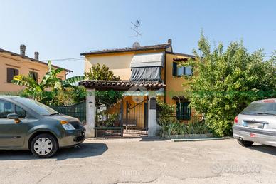 VILLA SINGOLA A CASTELFRANCO EMILIA