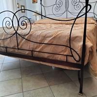 Letto matrimoniale in ferro battuto marca Ciacci