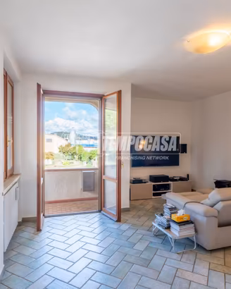 Appartamento a Campiglia Marittima 3 locali