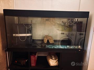 Acquario Juwel, di colore nero, da 300 litri circa