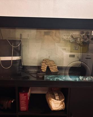 Acquario Juwel, di colore nero, da 300 litri circa