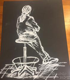 Disegno a pastello bianco donna seduta su sgabello
