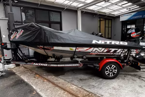 Bass Boat Nitro 640 LX totalmente rivampata