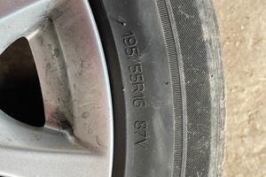 Cerchi in lega alfa mito piu gomme 4 stagioni