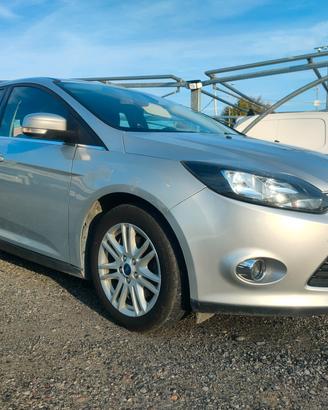 Ford Focus 2.0 TDCi 115 CV Powershift SW Titanium 