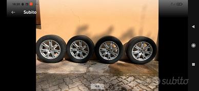 cerchi lega evoque 18 pollici e gomme termiche