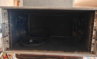 Flighcase professionale con alette  a farfalla