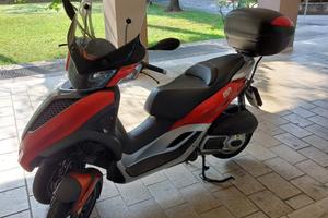 Scooter piaggio MP3 YURBAN