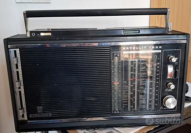 Radio Grundig Satellite 1000
