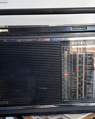 Radio Grundig Satellite 1000