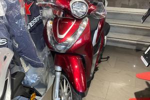Scooter sh 125