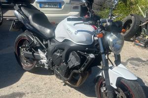 Yamaha Fz6 s2 600cc v4