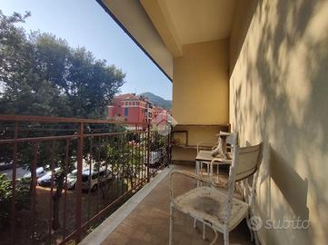 5 LOCALI A CASARZA LIGURE