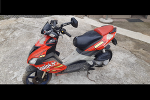 Aprilia sr