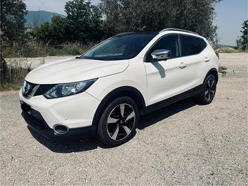 NISSAN Qashqai 1.5 dCi N-Connecta