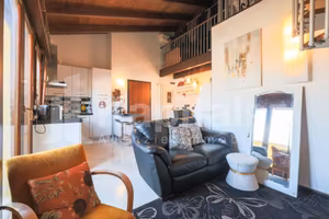 Appartamento di 80 m² con 3 locali e box auto dopp
