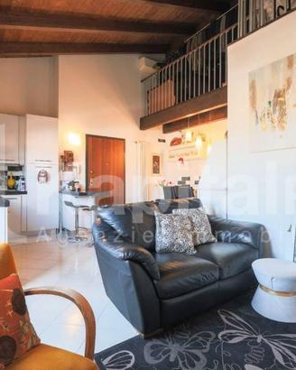 Appartamento di 80 m² con 3 locali e box auto dopp