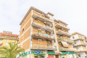 3 LOCALI A GUIDONIA MONTECELIO