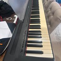 Piano yamaha P95