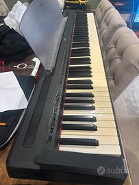 Piano yamaha P95