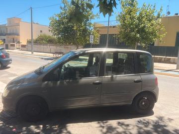 MULTIPLA