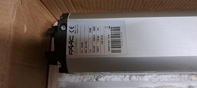 Attuatore Oleodinamico FAAC 422 CBAC 230V – Usato 